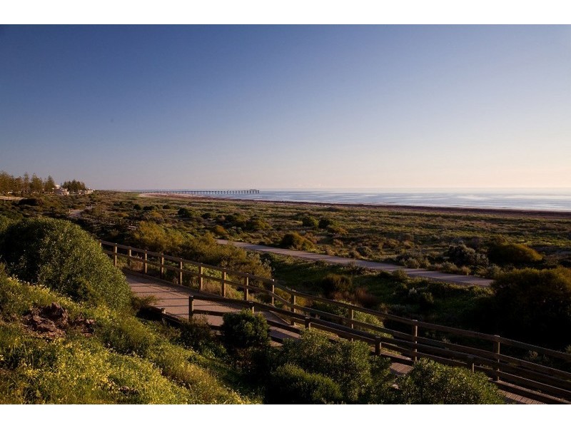 1 Kybunga Terrace, Largs North SA 5016