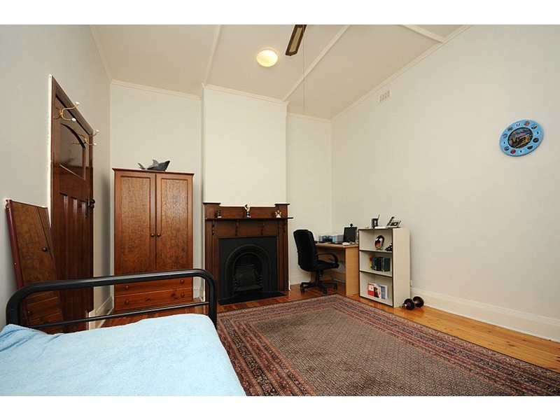 2 Paqualin Street, Hendon SA 5014