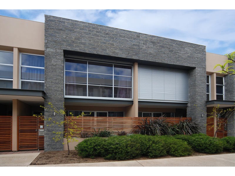 10 Southcott Walk, Adelaide SA 5000