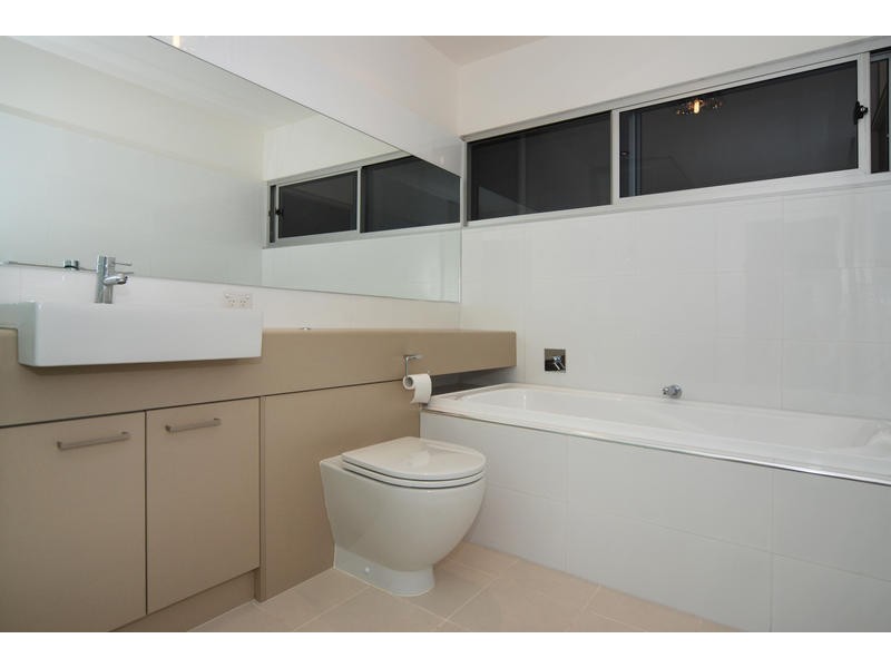 10 Southcott Walk, Adelaide SA 5000