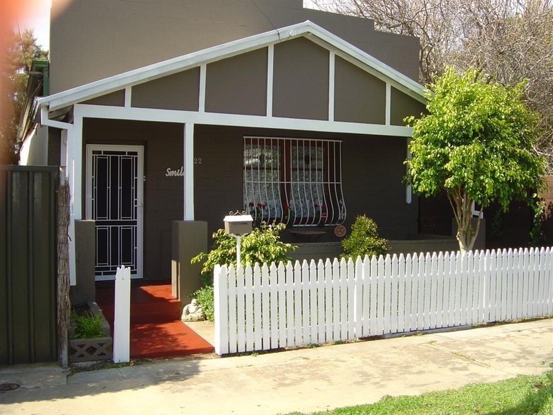 22 Castle Street, Glanville SA 5015