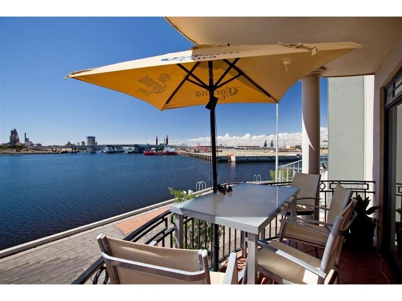 6  Karatta Dock, Port Adelaide SA 5015