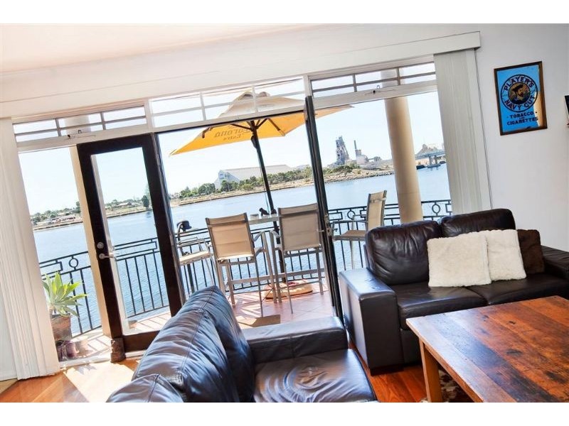 6  Karatta Dock, Port Adelaide SA 5015