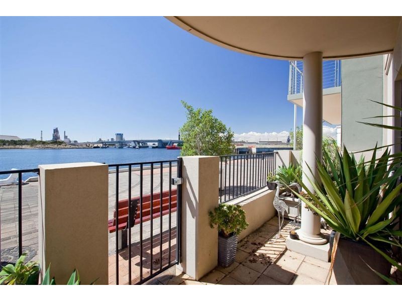 6  Karatta Dock, Port Adelaide SA 5015