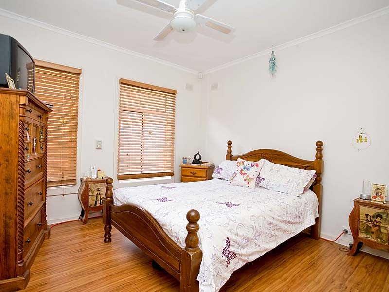 18 Medina Street, Taperoo SA 5017