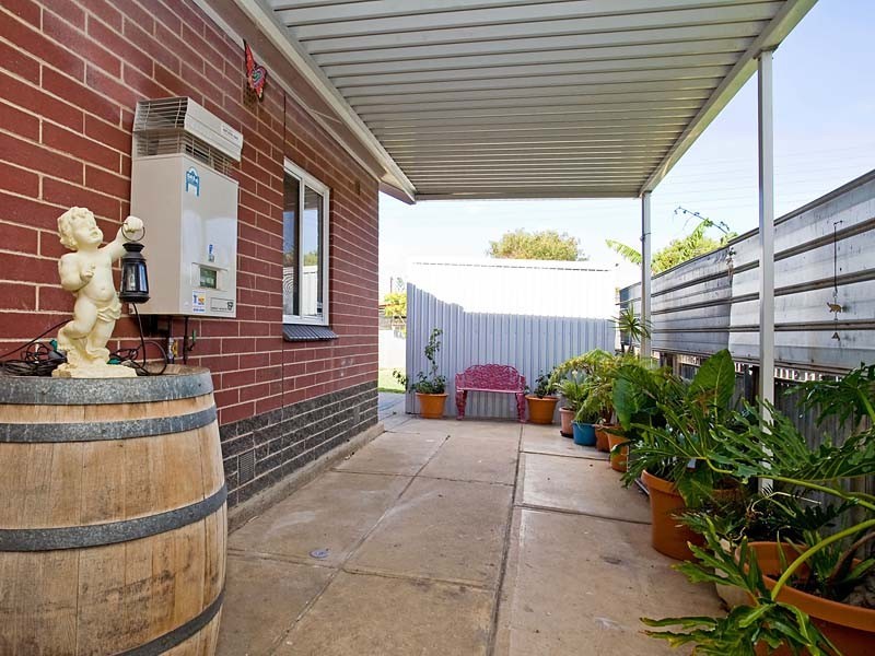 18 Medina Street, Taperoo SA 5017