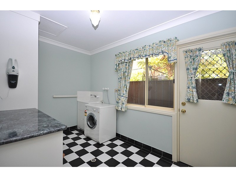 11B Windsor Street, Largs Bay SA 5016