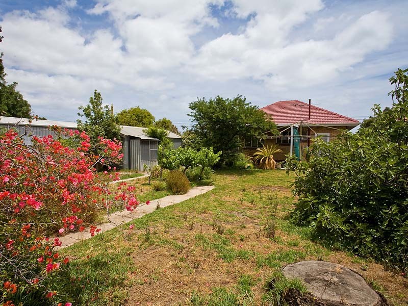 8 Martin Avenue, Osborne SA 5017