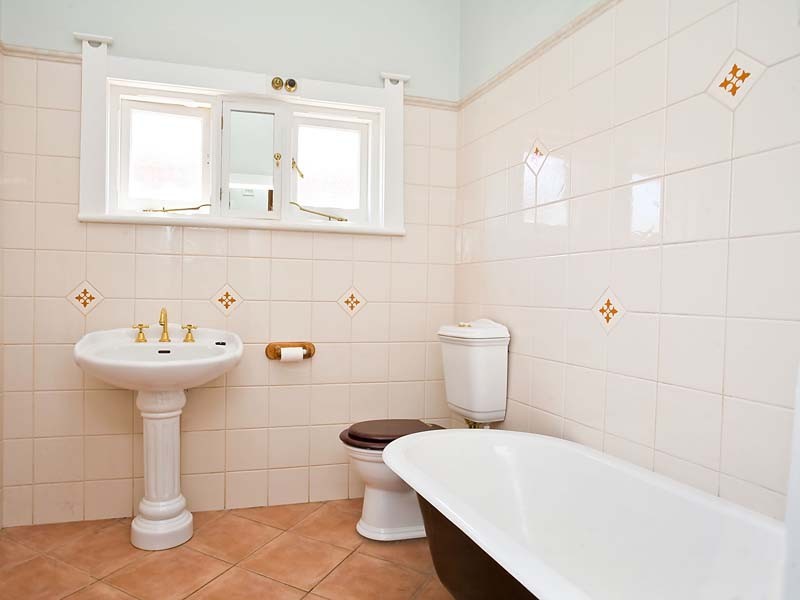 8 Moore Street, Prospect SA 5082