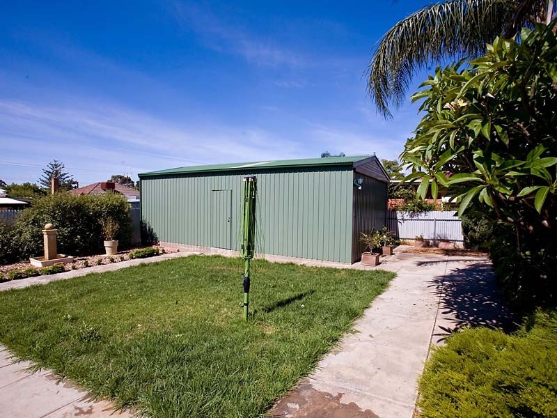 8 Moore Street, Prospect SA 5082
