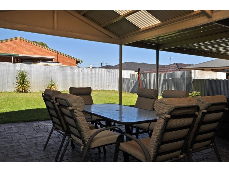 716 Military Road, Taperoo SA 5017