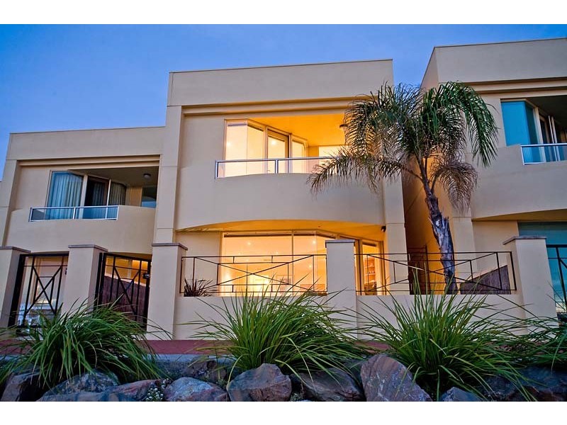 15B  Alexa Road, North Haven SA 5018