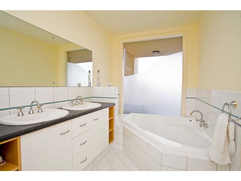 15B  Alexa Road, North Haven SA 5018