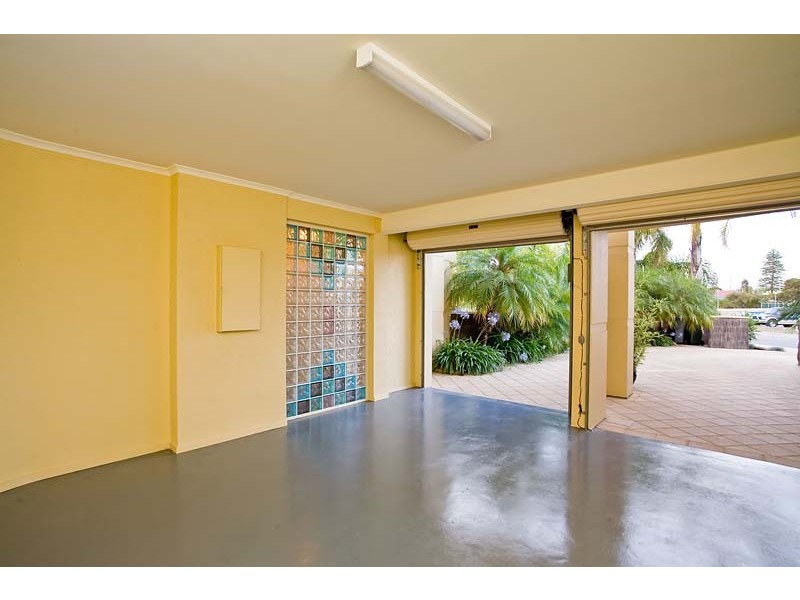 15B  Alexa Road, North Haven SA 5018