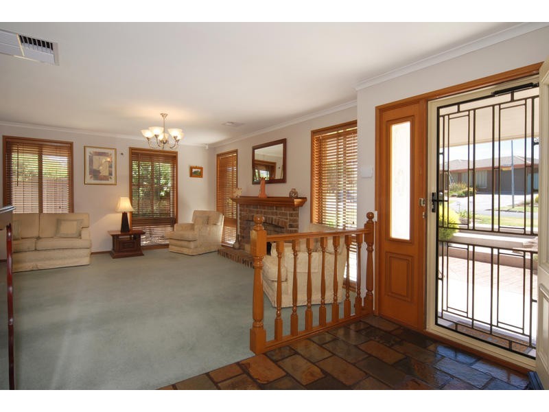 9 Gogler Street, Redwood Park SA 5097