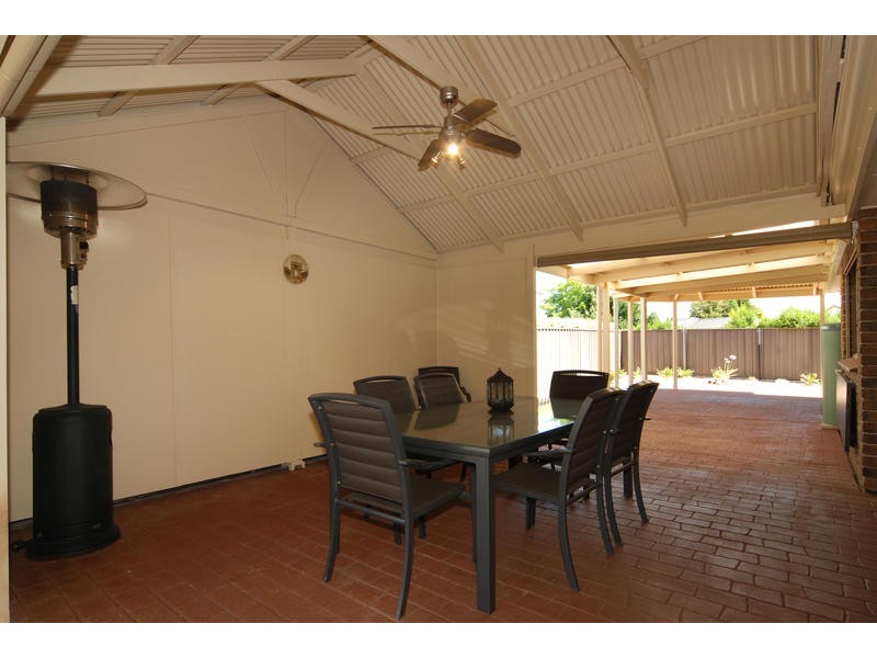 9 Gogler Street, Redwood Park SA 5097