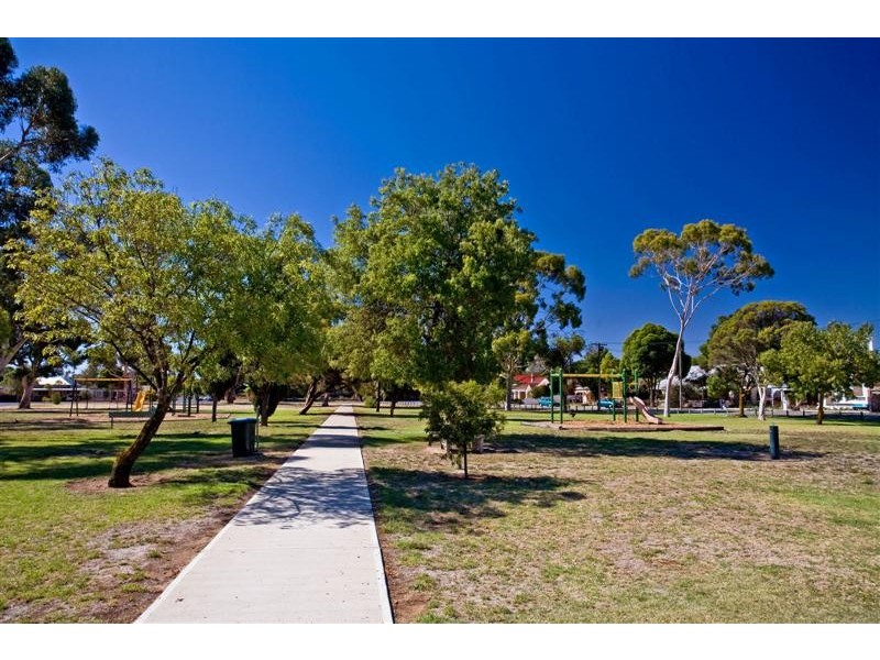 5 Kingscote Street, Alberton SA 5014