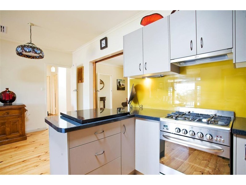 7 Sawford Street, Largs Bay SA 5016