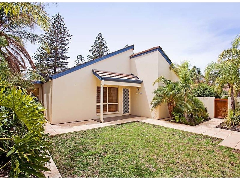 5 Endeavour Court, North Haven SA 5018