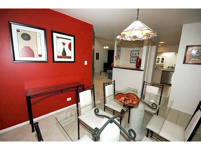 5 Endeavour Court, North Haven SA 5018