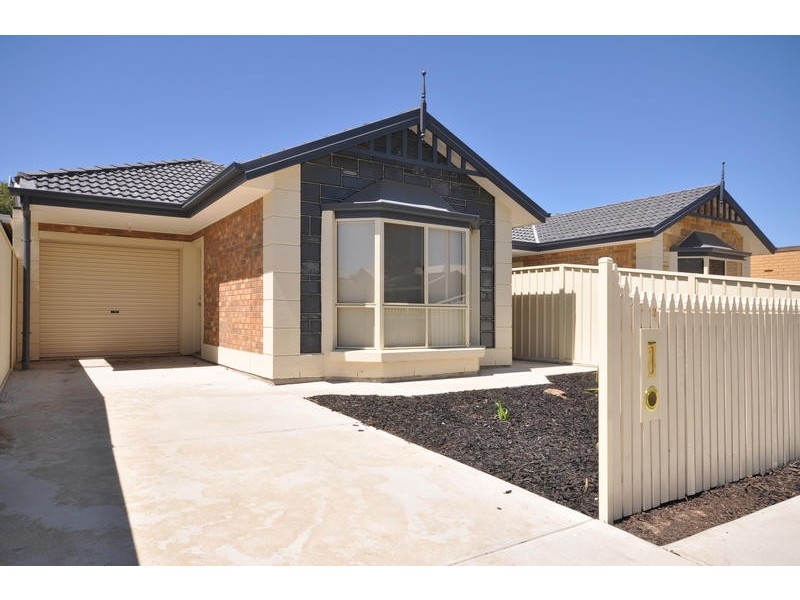 8 Joanna Street, Largs Bay SA 5016