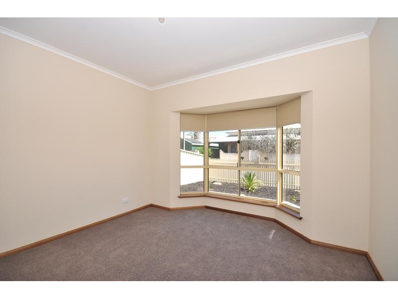 8 Joanna Street, Largs Bay SA 5016