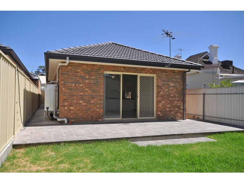 8 Joanna Street, Largs Bay SA 5016