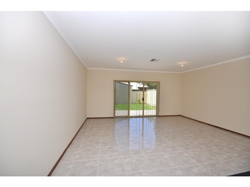 8 Joanna Street, Largs Bay SA 5016