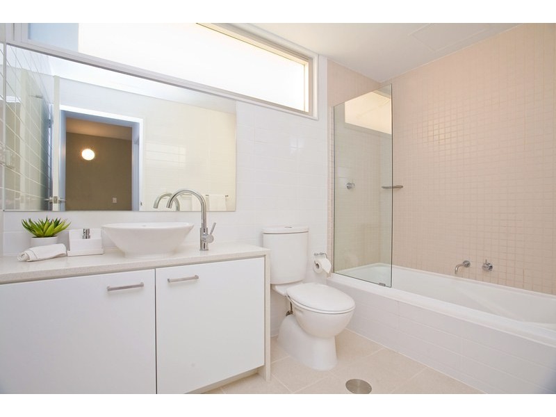 13 Yeltu Court, New Port SA 5015