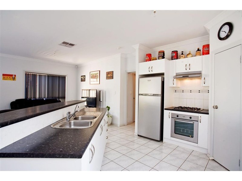 7 Booker Court, Pennington SA 5013