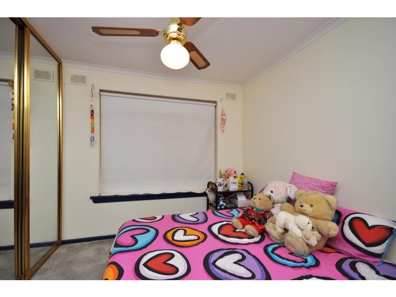 1 Gretel Crescent, Hallett Cove SA 5158