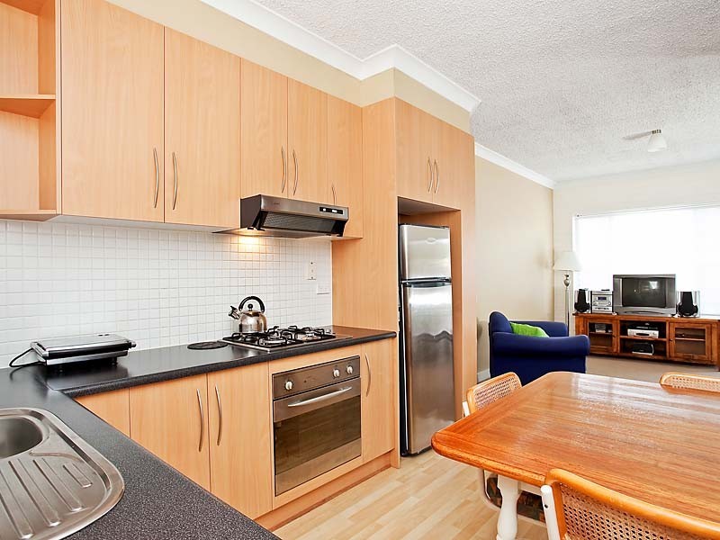 1/11a Alexander Street, Largs Bay SA 5016