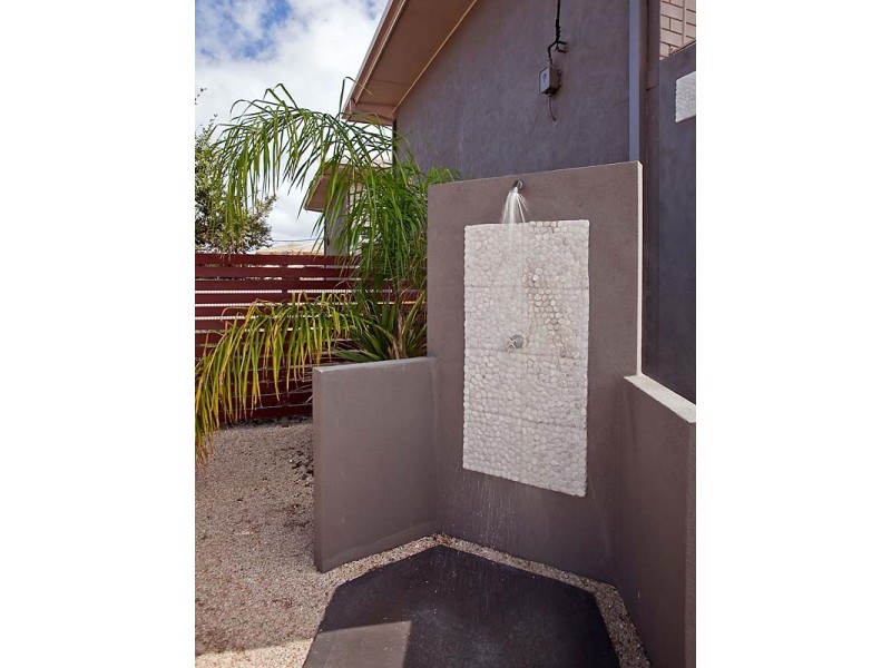 1/11a Alexander Street, Largs Bay SA 5016