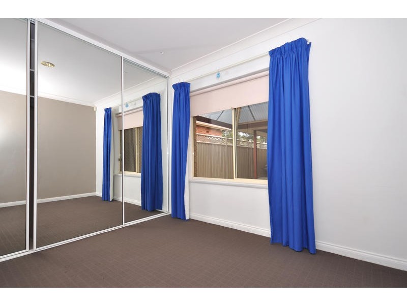 8 Selkirk Avenue, Seaton SA 5023