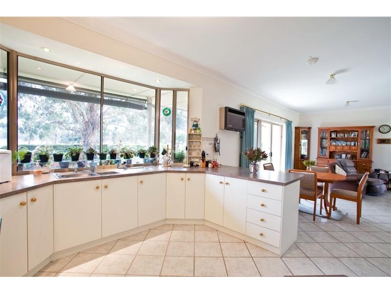 2 Sidler Road, Meadows SA 5201