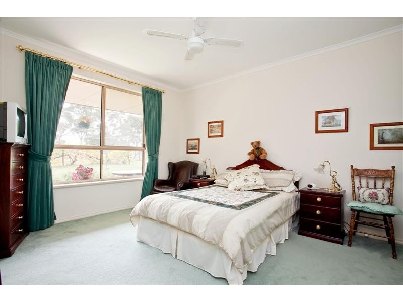 2 Sidler Road, Meadows SA 5201