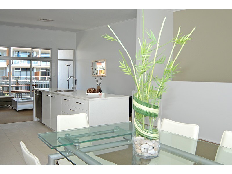 7 Kudylo Close, New Port SA 5015