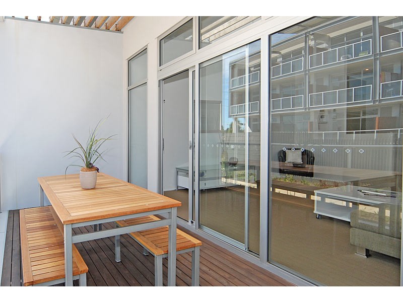 7 Kudylo Close, New Port SA 5015