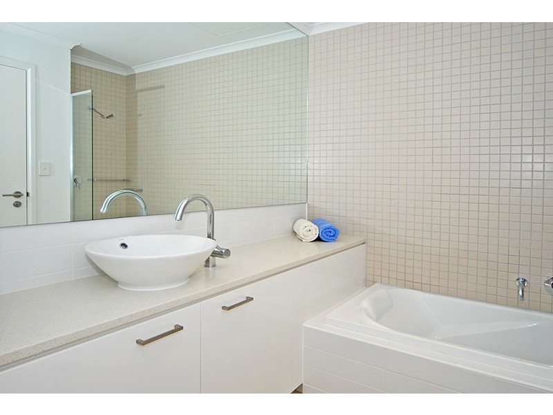 7 Kudylo Close, New Port SA 5015