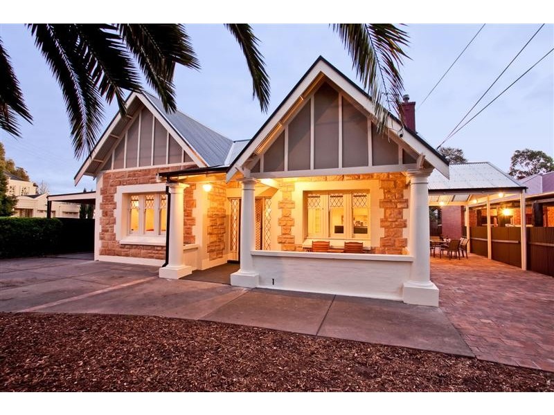 17 Treloar Avenue, Kensington Park SA 5068