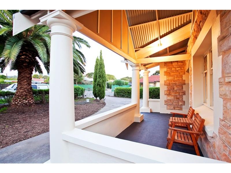17 Treloar Avenue, Kensington Park SA 5068