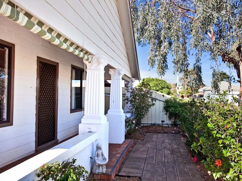 8 Francis Street, Peterhead SA 5016