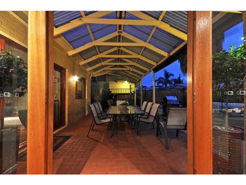 16 Warwick Street, Largs North SA 5016