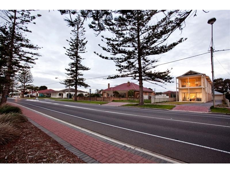 224 Lady Gowrie Drive, Largs Bay SA 5016