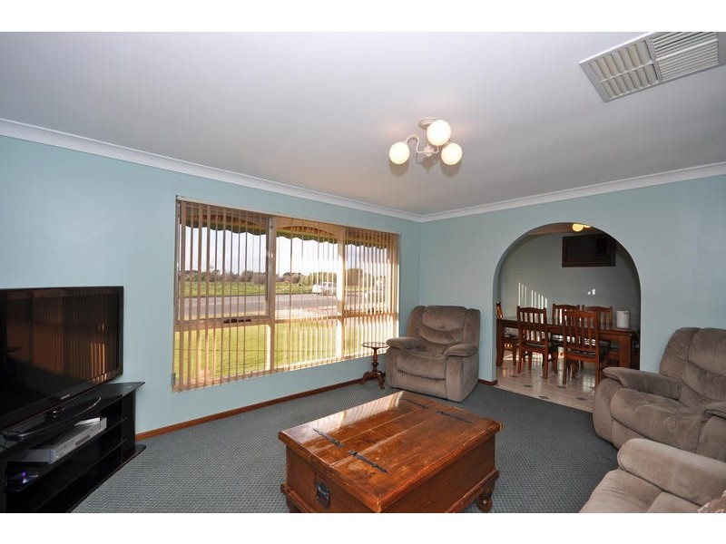 16 Lancaster Drive, North Haven SA 5018