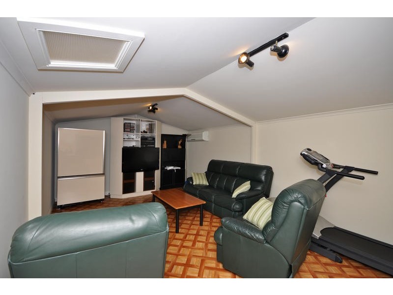 16 Lancaster Drive, North Haven SA 5018