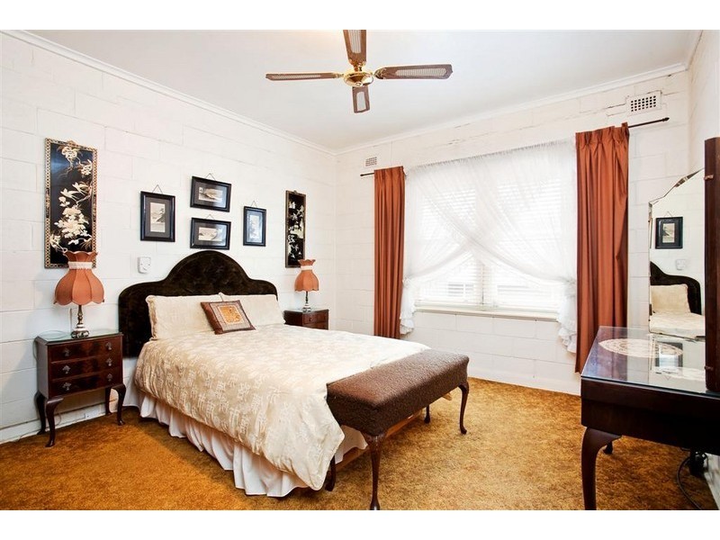 24 Seafield Avenue, Largs North SA 5016