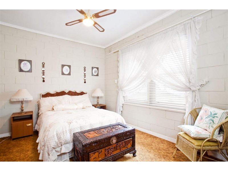 24 Seafield Avenue, Largs North SA 5016