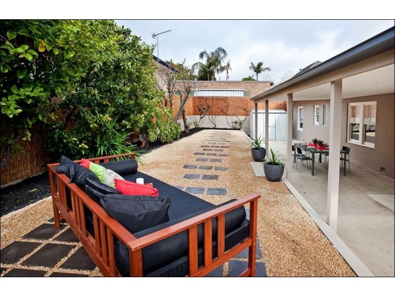 17 Old Belair Road (off Tolmer Ct), Mitcham SA 5062