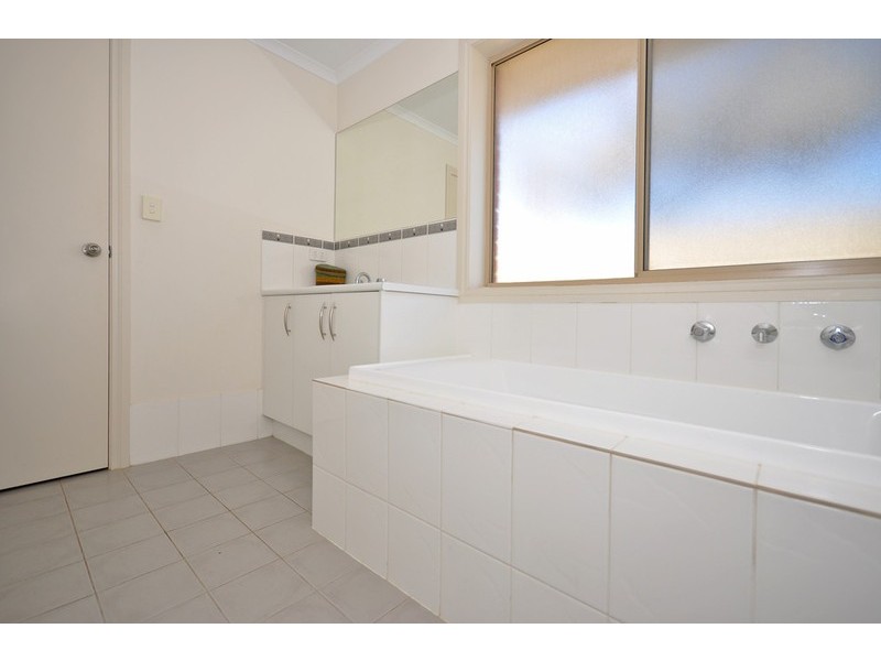 76 Rosewater Terrace, Ottoway SA 5013